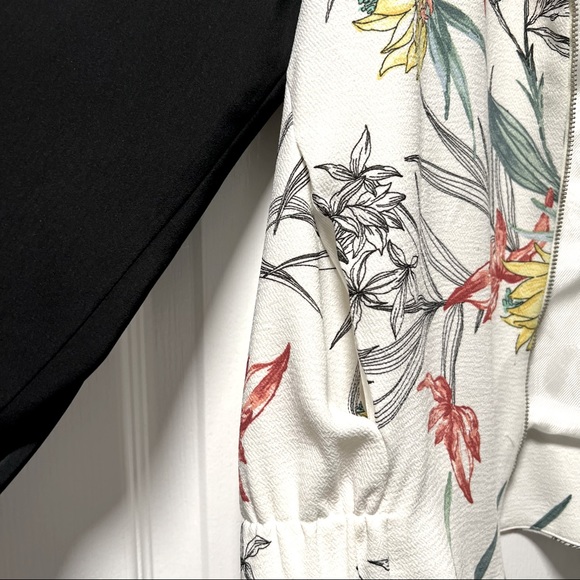 Zara Printed Bomber Jacket - XS - Picture 5 of 8